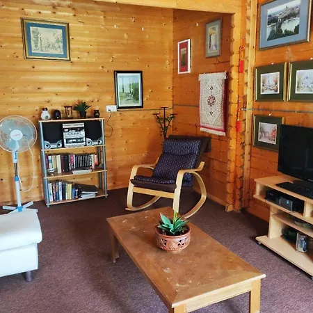 Holiday home The Cosy Mountain With Stunning Views Near Troodos Kato Amiandos
